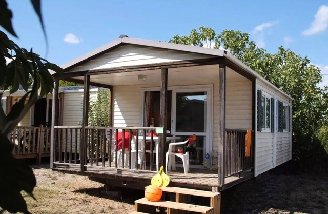 Camping La Célestine* - Mobile home California 3 Rooms 4 People