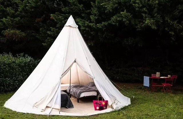 Camping La Rivière Dorée* - Tipi Tips 1 piece 2/5 people