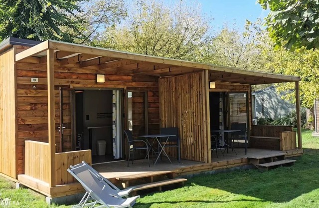 Camping La Venise Verte * - PREMIUM chalet 24m² (1 bedroom in the living room) including covered terrace + TV for 2 people