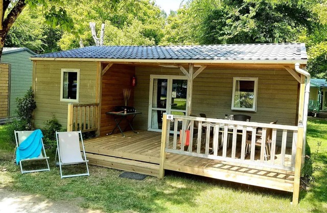 Camping La Venise Verte * - PREMIUM chalet 48 m² (3 bedrooms) including semi-covered terrace + TV + LV + Air conditioning + Plancha 6 people