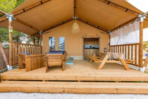 Camping - Piscine - ccbbaah