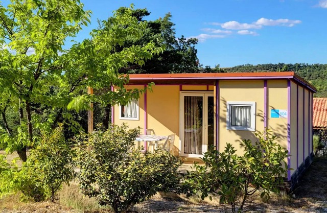 Camping Ushuaia Villages le Lavandin * - Bungalow Lavande 4 persons
