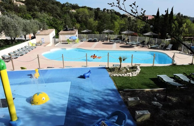 Campsite Les Terrasses Provençales * - Mobilhome LOUISIANE 2 people
