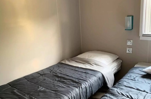 Campsite Mas Des Lavandes* - Prestige mobile home 3 rooms for 4 people Air-conditioned