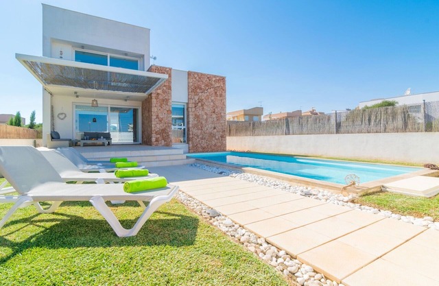 Can BosquerrÓ - Villa With Private Pool