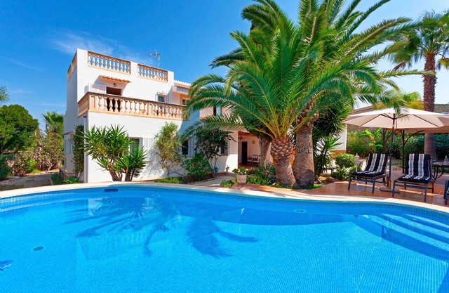 Can Minu - with private swimming pool