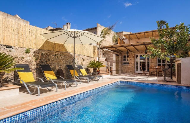 Can Pedro - authentic town house