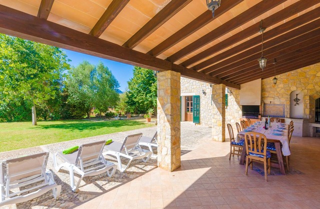 CAN SALAT - Villa with private pool in Lloseta. Free WiFi