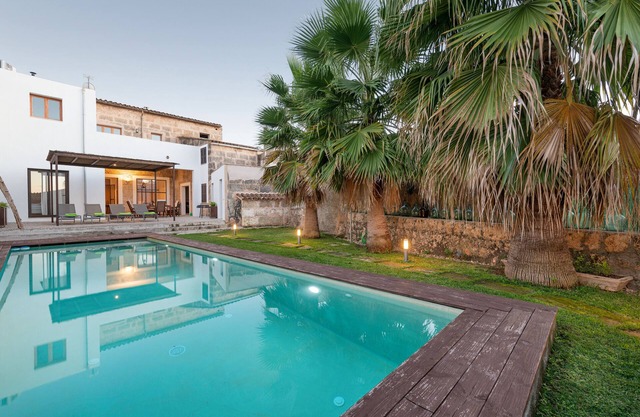 Can Serral - Five Bedroom Villa, Sleeps 8