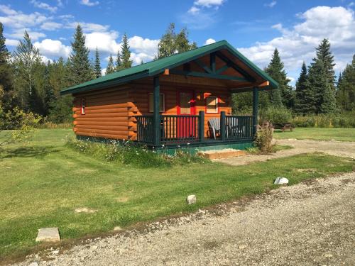 Canadian Country Cabins
