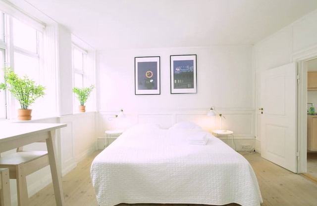 Canal 5 Central Apartment