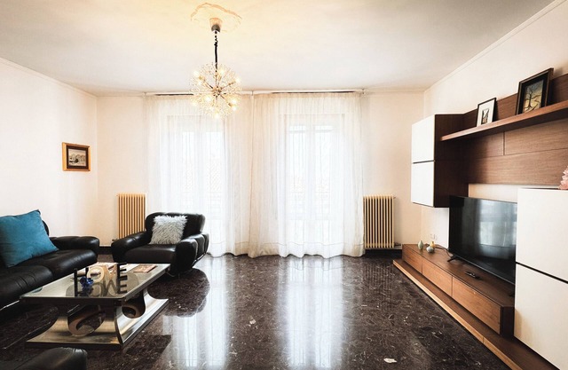 Canal Bellavista - Three Bedroom Apartment, Sleeps 6