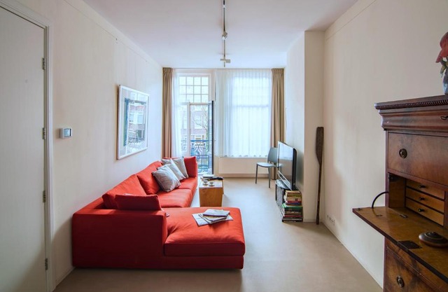 Canal View Apartment - Jordaan