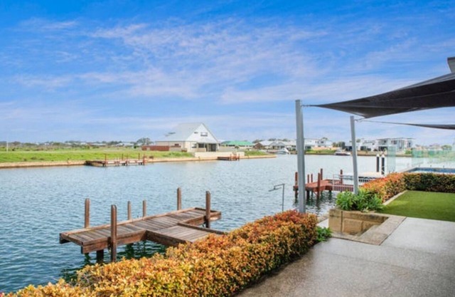 Canal Waters relax and enjoy even bring the boat to the back door