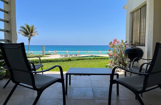 Cancun Ocean Front Family Villa 18 at Villas Nizuc