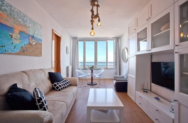 CANDELA 'S BEACH & PORT- PANORAMIC COAST BARCELONA