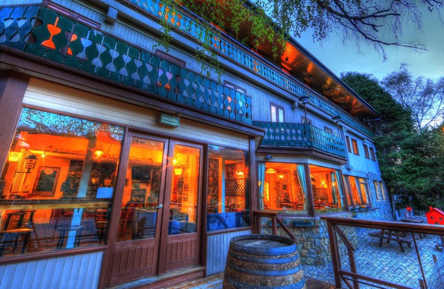 Candlelight Lodge