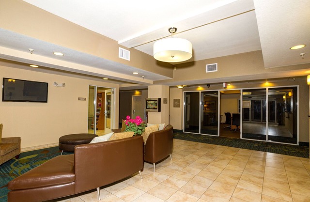 Candlewood Suites Ft Myers I-75 by IHG