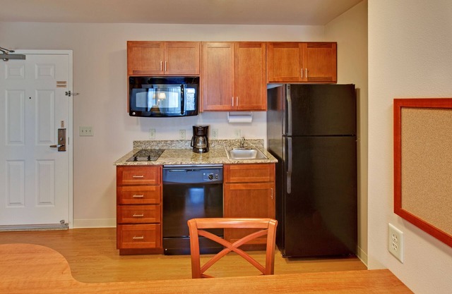 Candlewood Suites Williston by IHG
