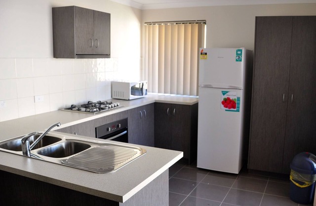 Cannington Home Accommodation House 7