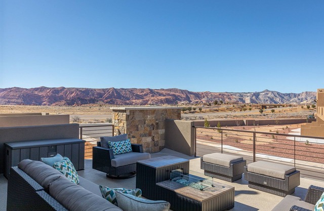 Canyon Crest Escape at The Ledges Golf Club *Resort Amenities Included!