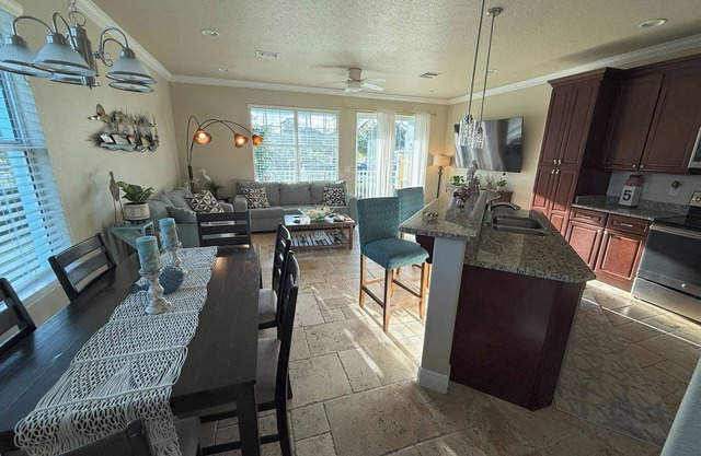 Cape Crossing Townhome Marina View fully furnished 3 bedroom sleep 8 heated pool
