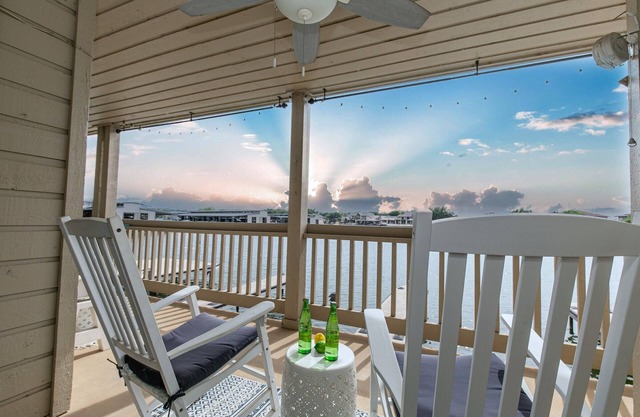 Cape Terrace Waterfront Oasis