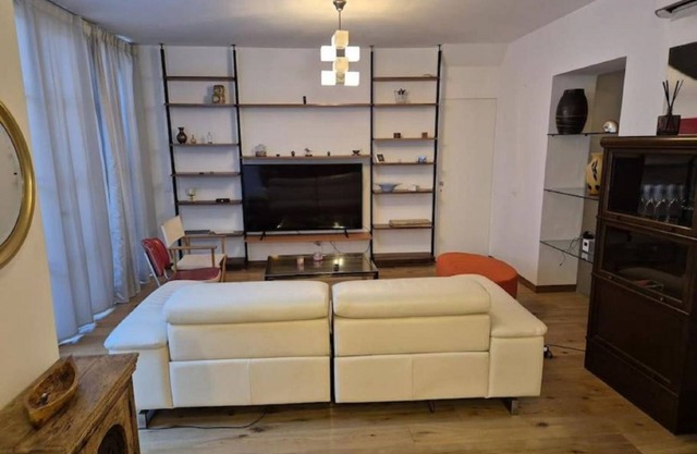 "Capsa" Holiday Home in Ex-Cascina with Parking