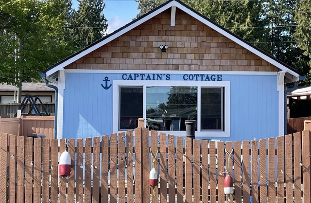 ⚓️Captain's Cottage ⚓️