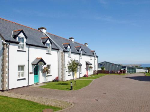 Captain's Lodge - Uk6732