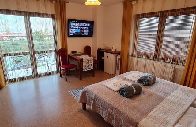 Captain's Villa * River View * Superior Double Room with Private Bathroom and Balcony