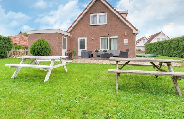 Captivating Holiday Home in Zeewolde near Forest