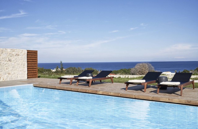 Captivating SeaView Villa, with Private Pool & 3Bedrooms
