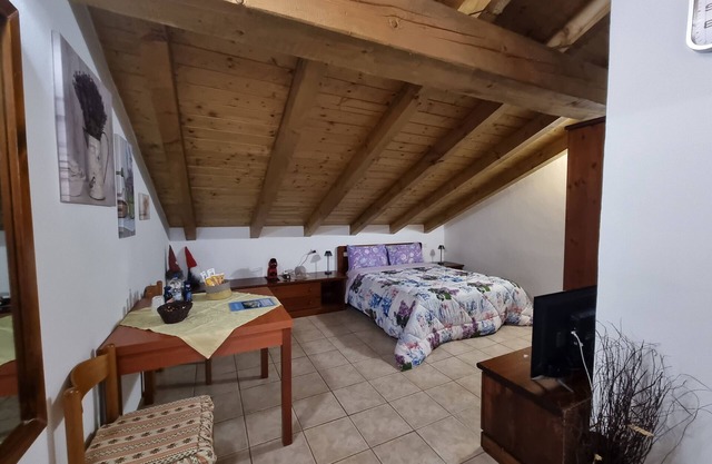 Caravan 'Adamello 2' with Wi-Fi