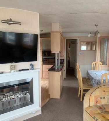 Caravan by the Sea R30