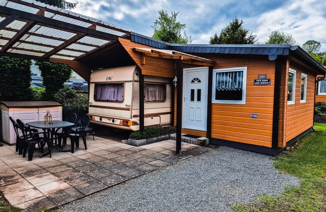 Caravan for 4 guests with 25m² in Nideggen (272020)