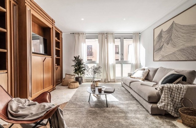 Cardet - 2 bedrooms and pool in Almagro