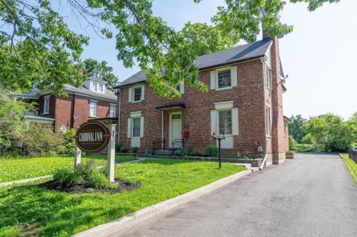 Cardinal Inn Bed and Breakfast