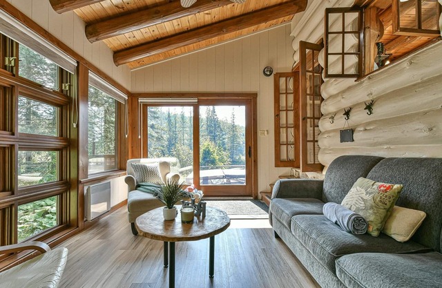 Caribou Cottage CITQ 303821