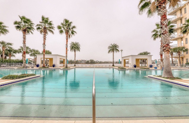 Carillon Beach Inn by Vacasa