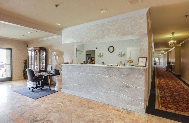 Carlyle Hotel