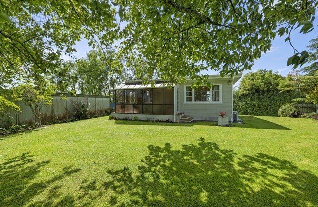 Carrington Countryside – New Plymouth Holiday Home