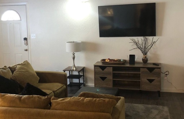 Carson City Newly Renovated Duplex