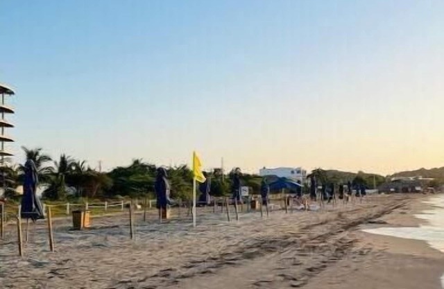 Cartagena Apartment Direct Beach Access