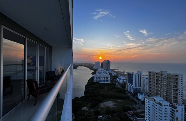 Cartagena de Indias Amazing Ocean View Complete Luxury Apartment Full of Extras
