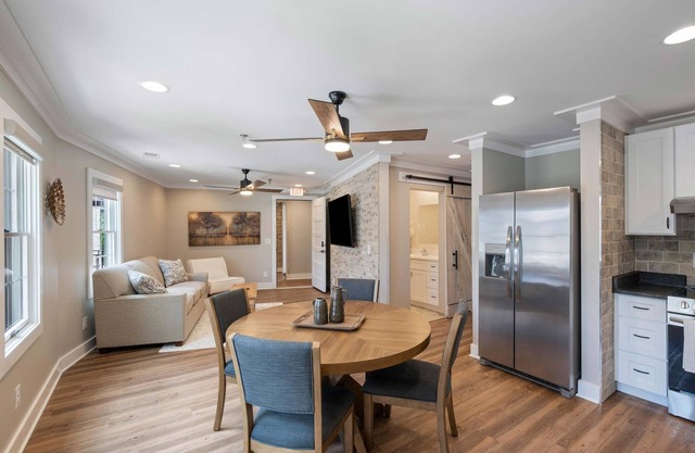 Carters Court Serene Suite