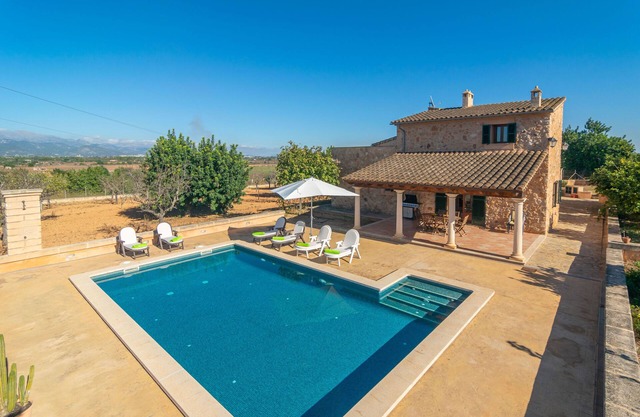 CAS GENERAL (SANTA EUGENIA) - Beautiful rustic villa with private salt pool and free Wi-Fi