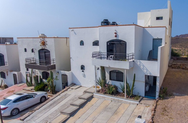 Casa 12-1 - Pet Friendly, Amazing view, and Newly Renovated