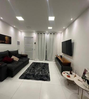 Casa 2 quartos próximo a Praia de Itaúna, Saquarema