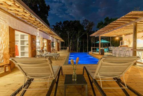 Casa 5 Elementos Trancoso - Cond. Coqueiral